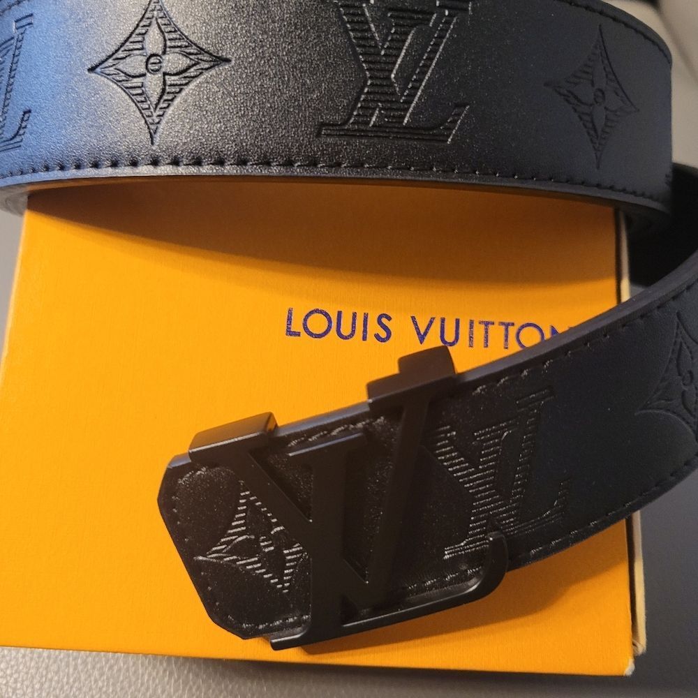 Authentic Louis Vuitton Monogram Black Belt 46/115 AC1425 - Picture 4 of 7